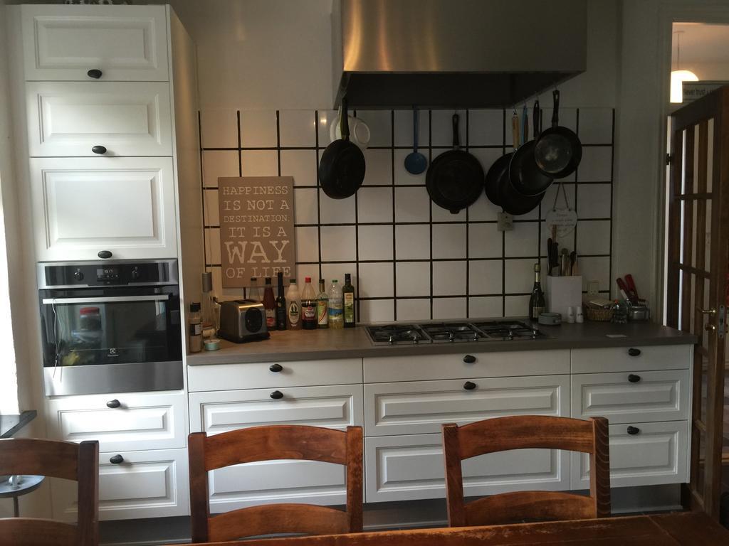 Sweethome Guesthouse Есбер Екстериор снимка