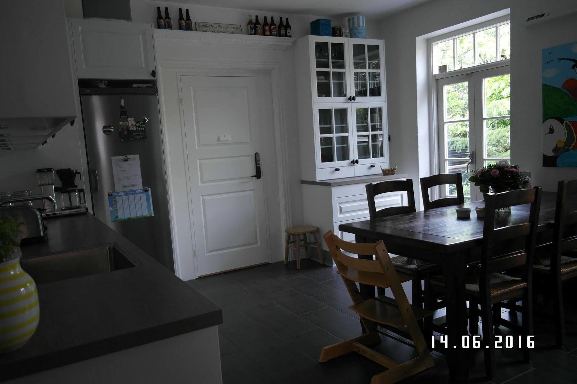 Sweethome Guesthouse Есбер Екстериор снимка