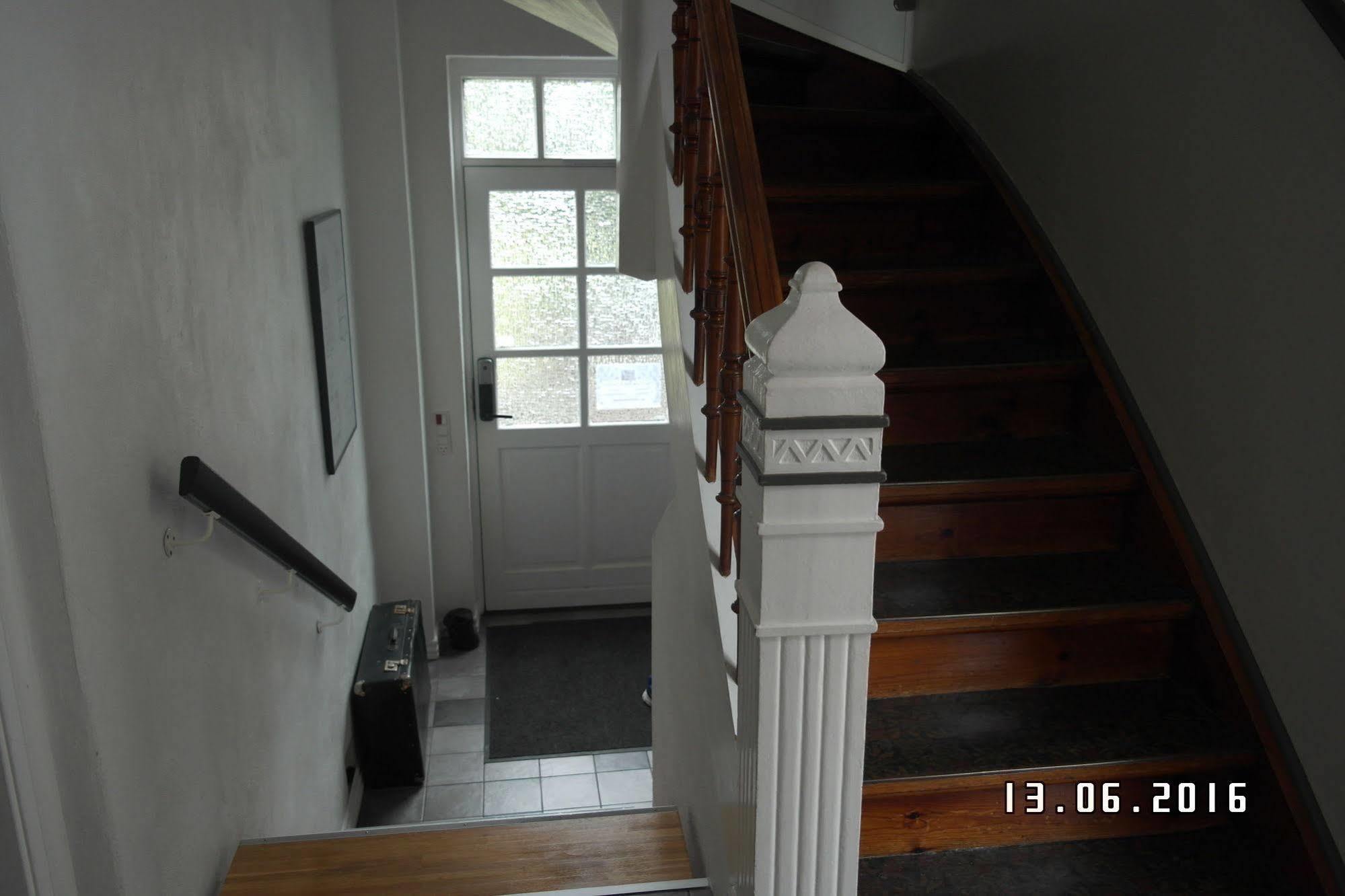Sweethome Guesthouse Есбер Екстериор снимка